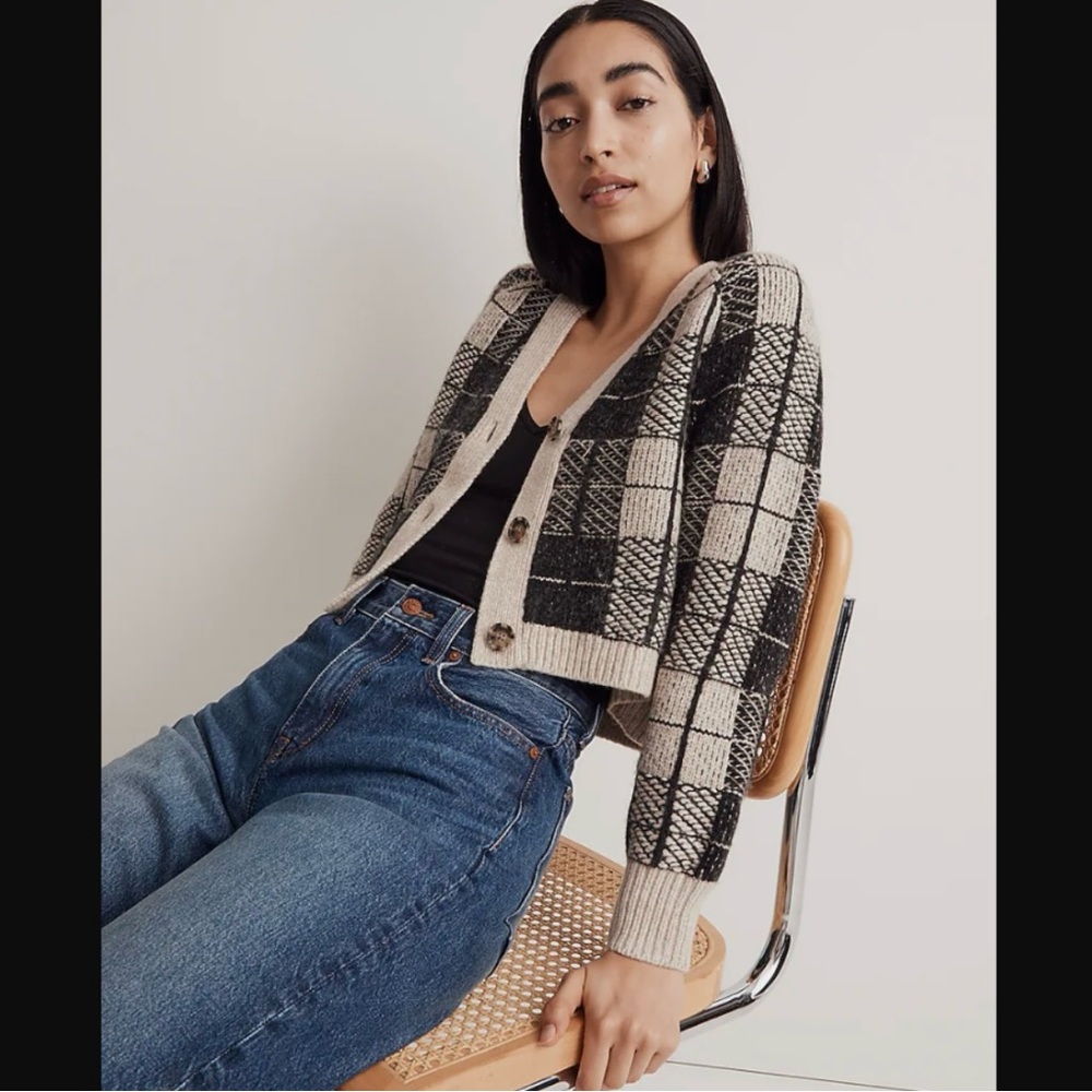 Madewell Button Front Crop Cardigan in Plaid
